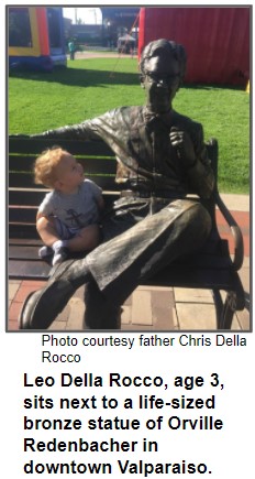 Orville Redenbacher Statue